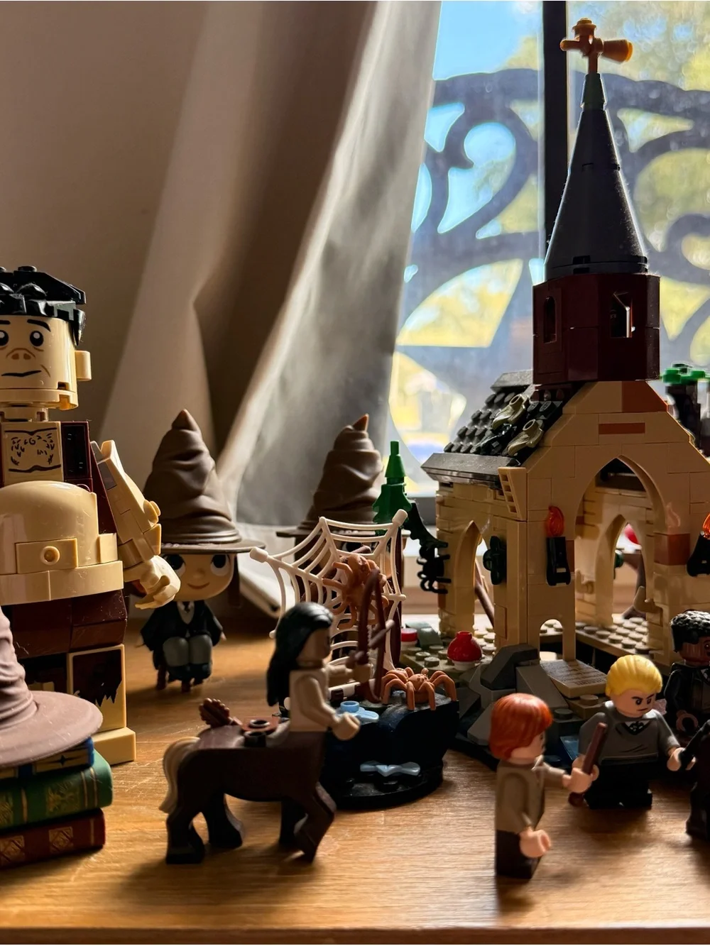 Lego tan and brown wizarding castle playset with minifigures